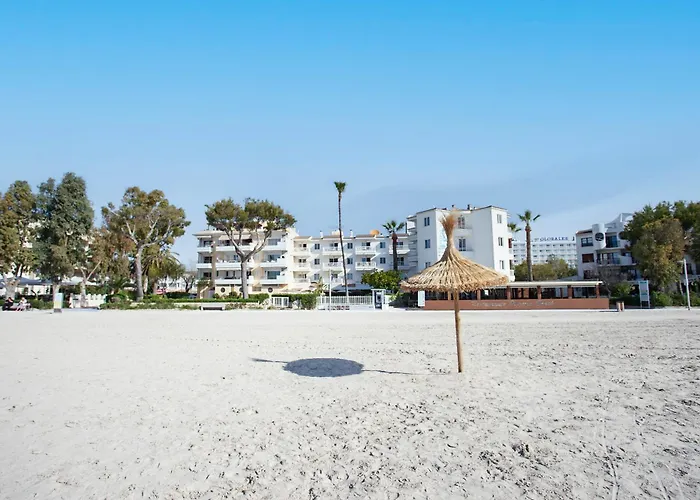 Sand Beach Apartments